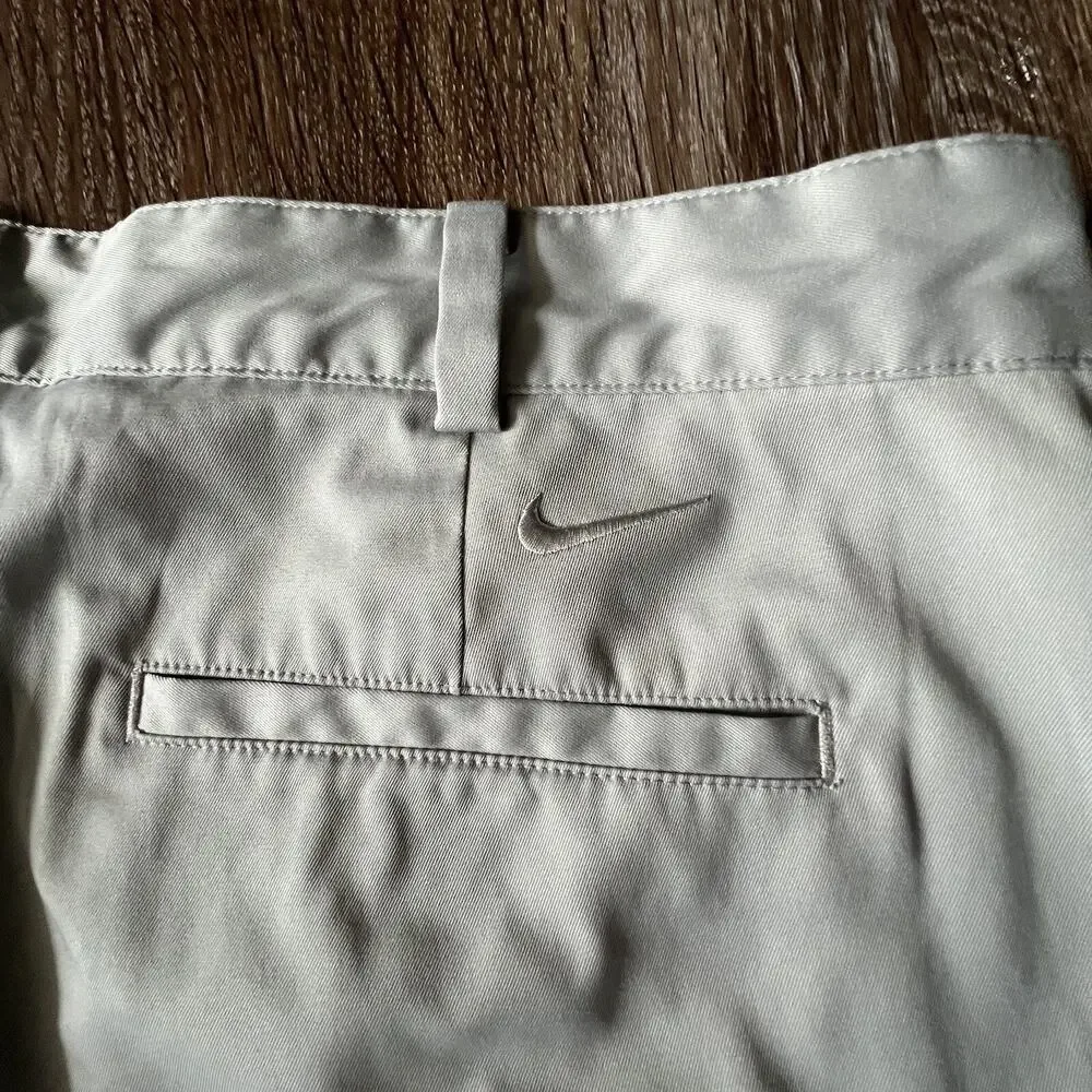 NIKE GOLF DRI FIT Pants Mens 38 X 33 Khaki Tan Stretch Standard Fit Sportswear